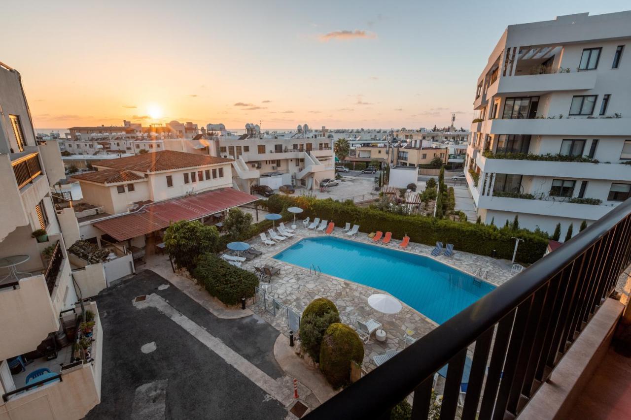 Alexis Apartments - Lovely 2-Bedroom With Swimming Pool Pafos Dış mekan fotoğraf
